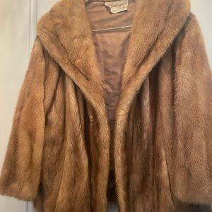 Buckspan’s fine furs beautiful mink coat.
